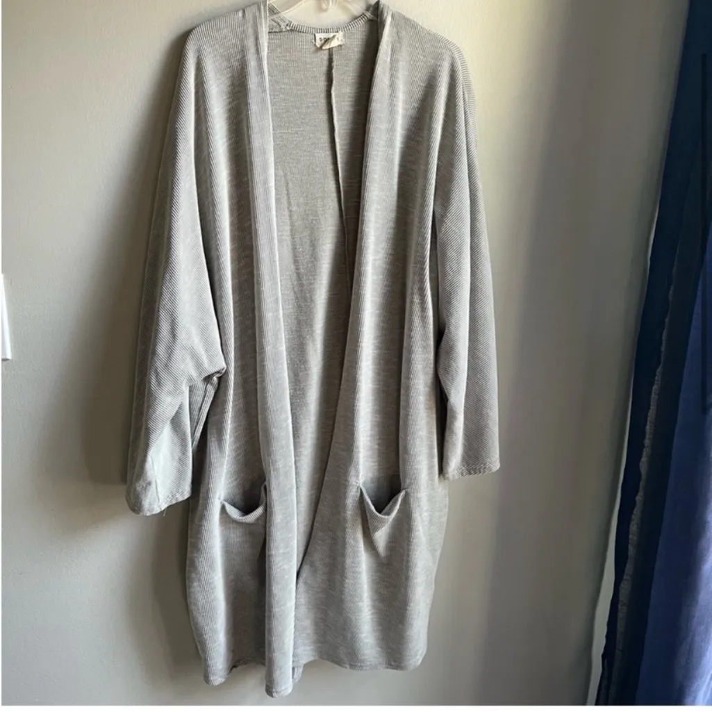 Donni Cardigan Ribbed Gray Plus Size with Pockets Longline - Image 3