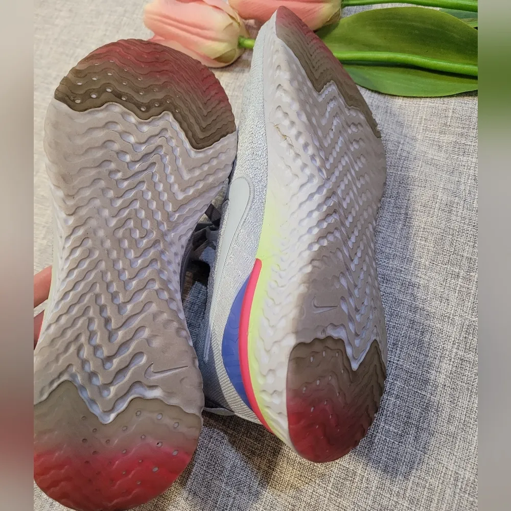 Nike  epic shoes - Image 5