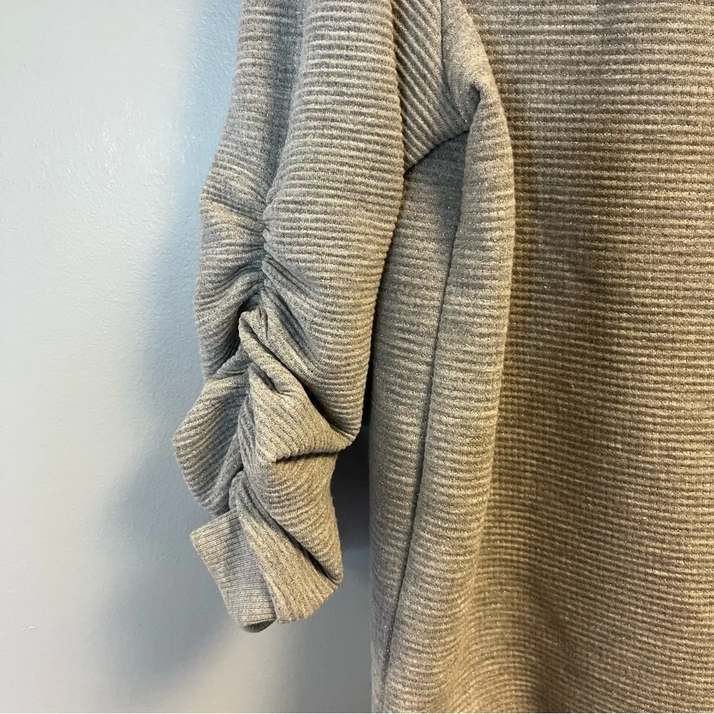 Yest Sweatshirt Grey w/ Slight Sparkle Ribbed w/ Ruched Sleeves Sz 6 US NWT Gray - Image 6