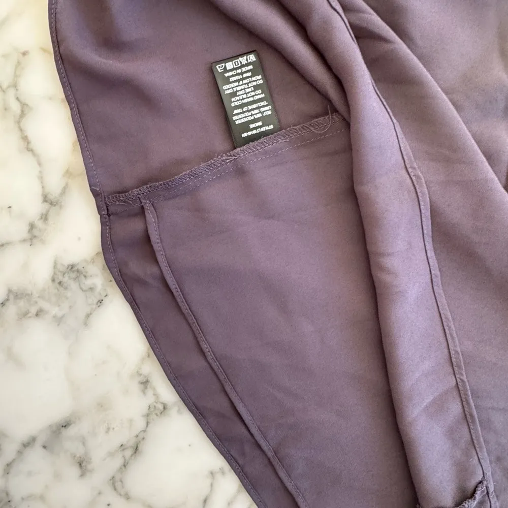 NWOT All In Favor Lace Trim Cami Tank Top Grey Small double lined front - Image 7