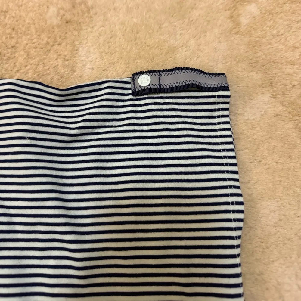 Lululemon Athletica NWT Vinyasa scarf black and blue stripe one size fits all - Image 7