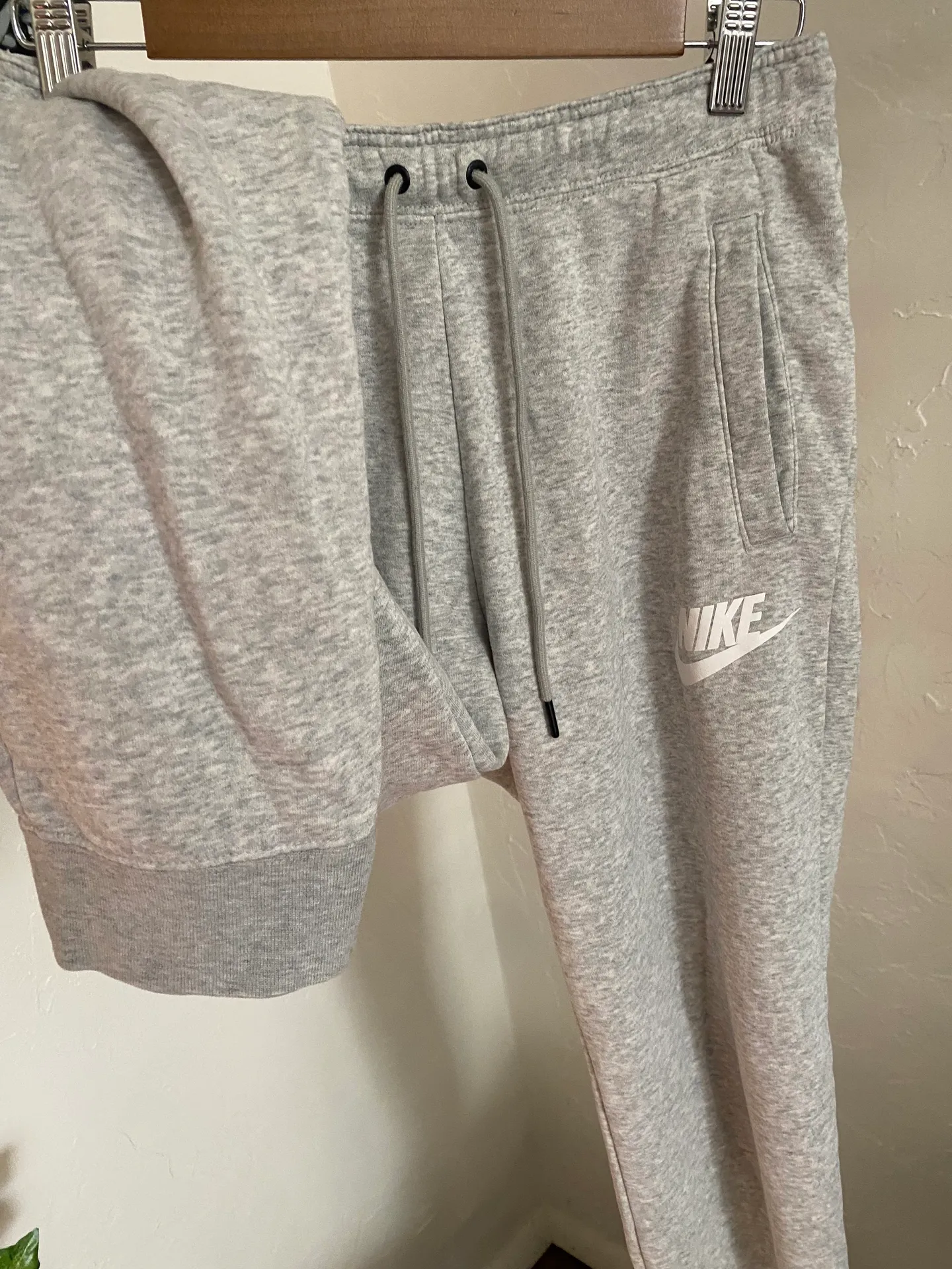 Nike  Sweatpants  - Image 3