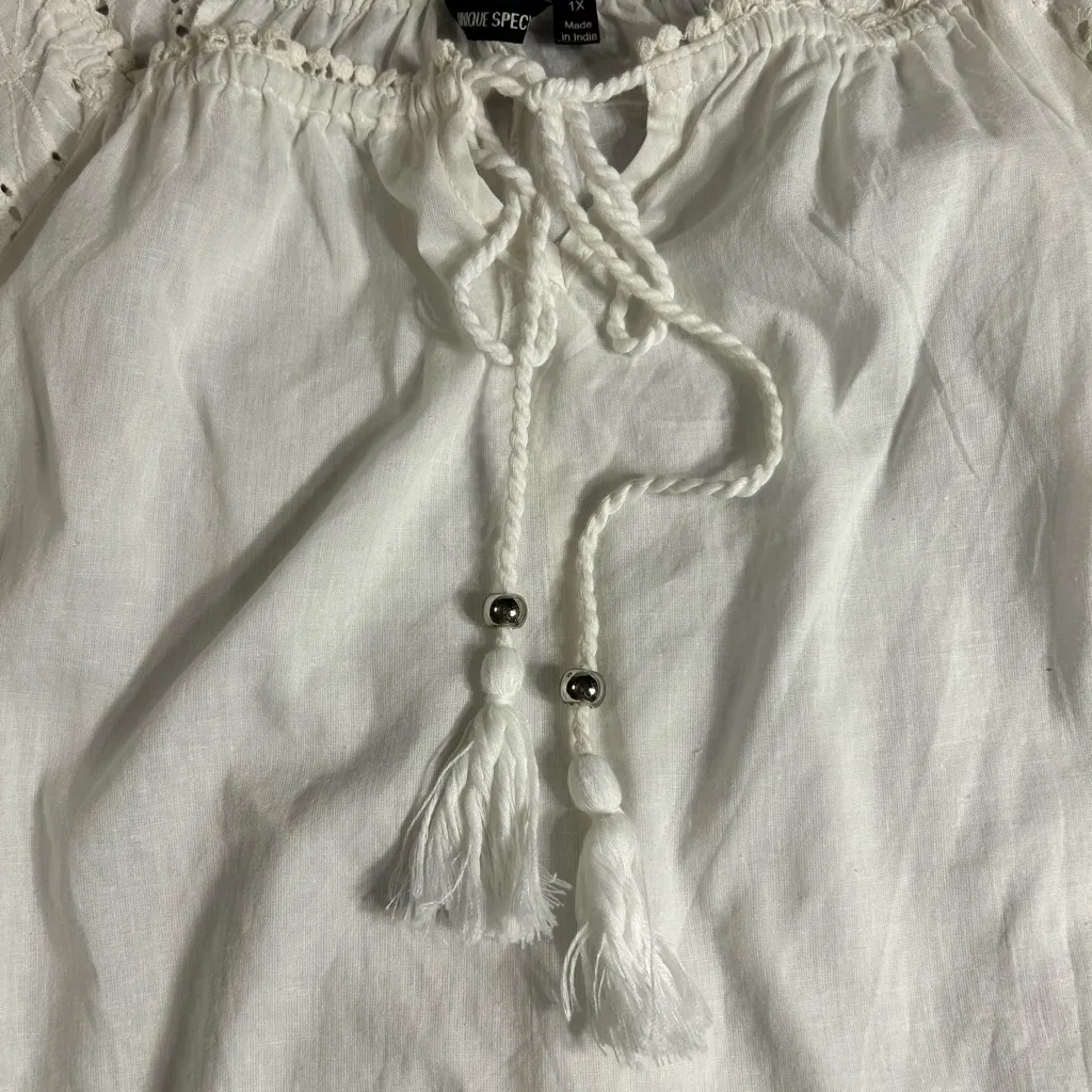Unique spectrum  White Eyelet Blouse - Image 6