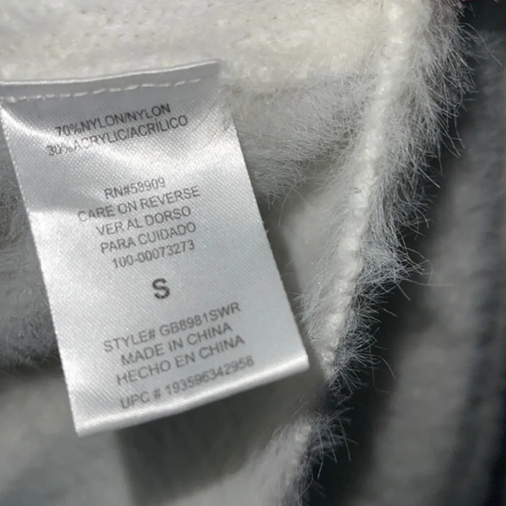 Gianni Bini GB fuzzy crop sweater ❤️‍🔥 - Image 11