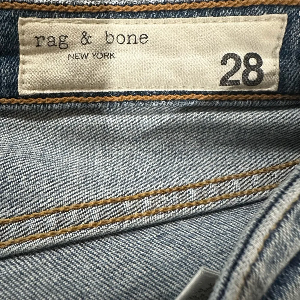 Rag & Bone Women’s Size 28 Classic Blue Denim Jeans. Dre Low-Rise Slim Boyfriend - Image 9