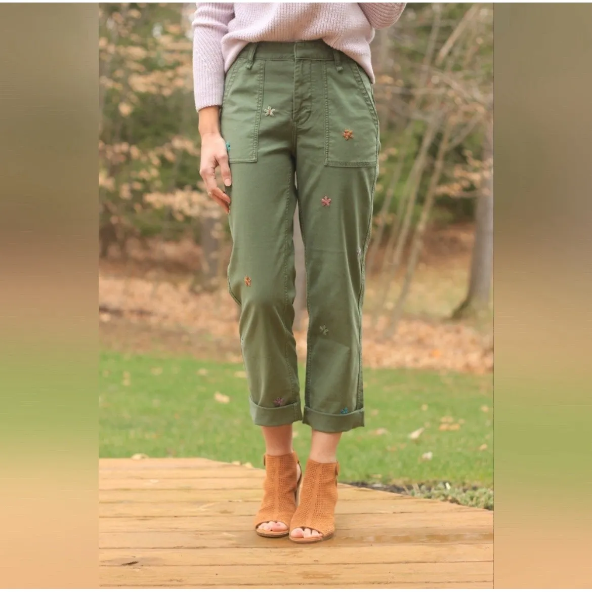 By Anthropologie Floral Embroidered Cargo Pants Sz 31 Green Wide‎ Leg Crop - Image 2