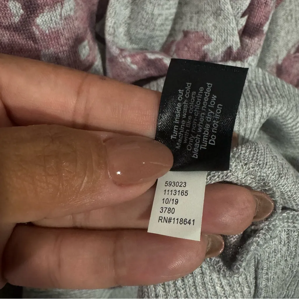 NWT Lane Bryant Floral Pullover Sweater Gray/Purple Floral‎ Size 18/20 - Image 3