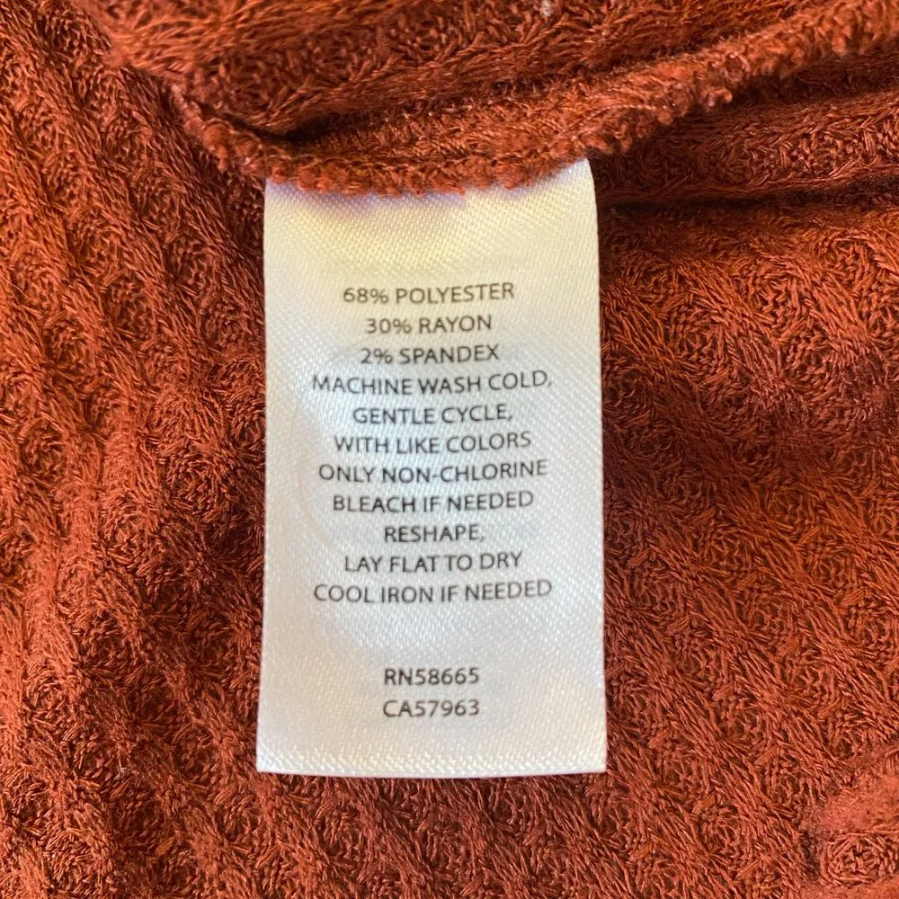 women's medium long sleeve burnt orange soft and stretchy top front snaps - Image 12