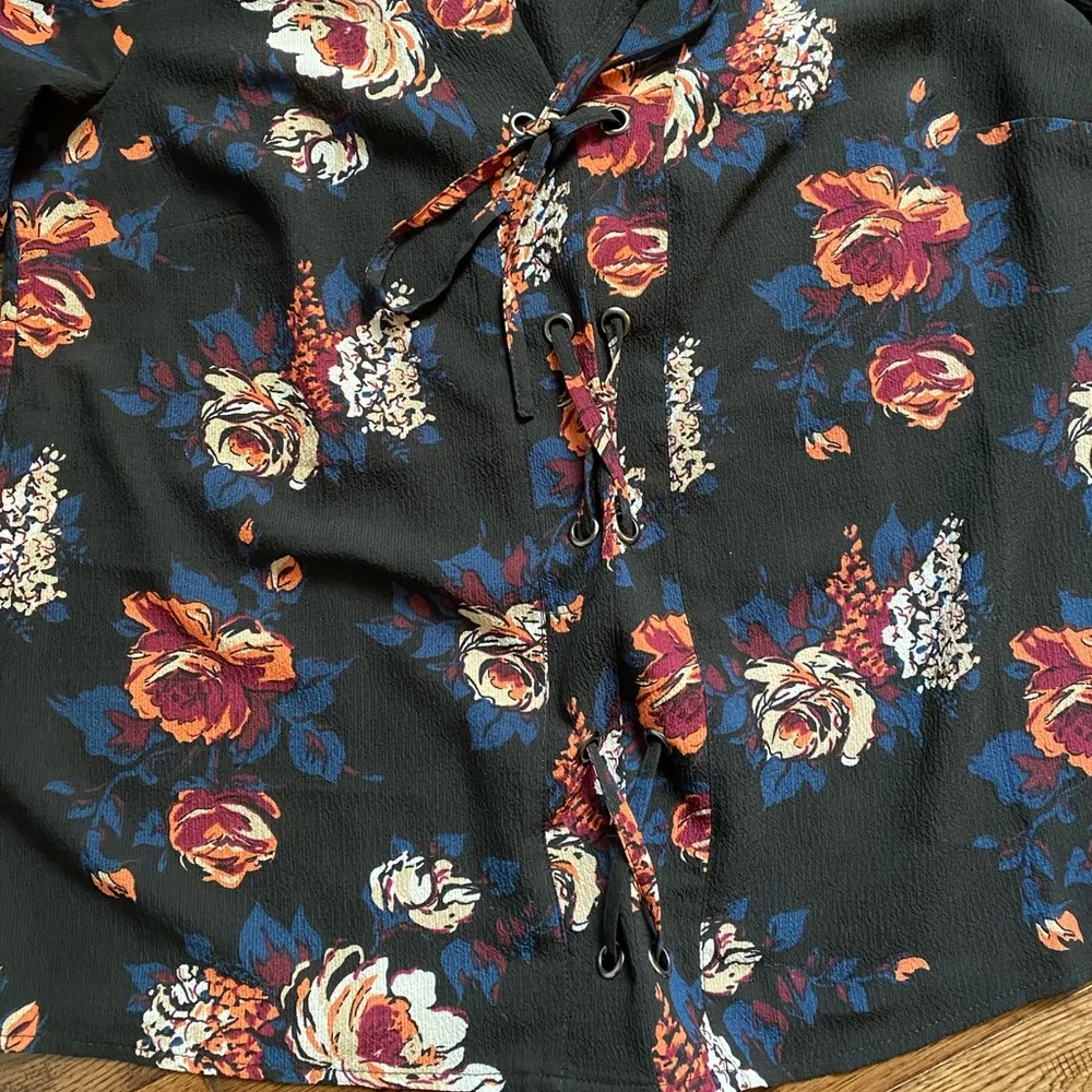 Women’s Bell Sleeve Blouse - Image 7