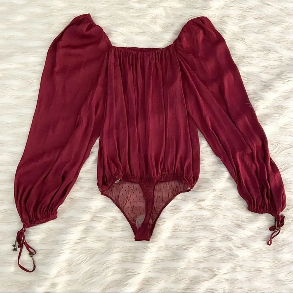 Free People Red Burgendy Wine Flowy Boho Silky Long Sleeve Boho Bodysuit Sz L - Image 20