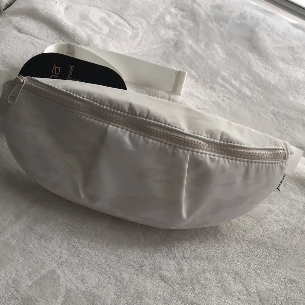 New Alana studio to street belt bag, Fanny bag - Image 3