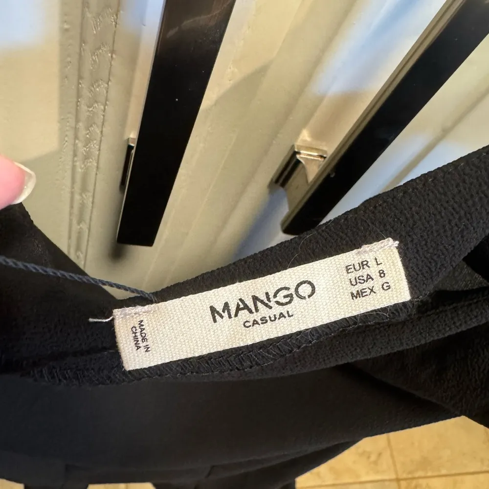 Mango  Black Ruffled Flutter Sleeve romper - Image 5