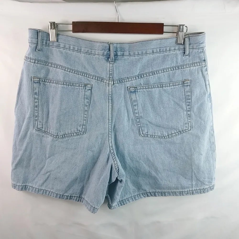 FG 16 Jeans Shorts Light Wash Plus - Image 5