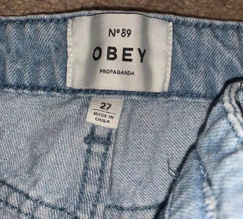 Obey  - Image 3