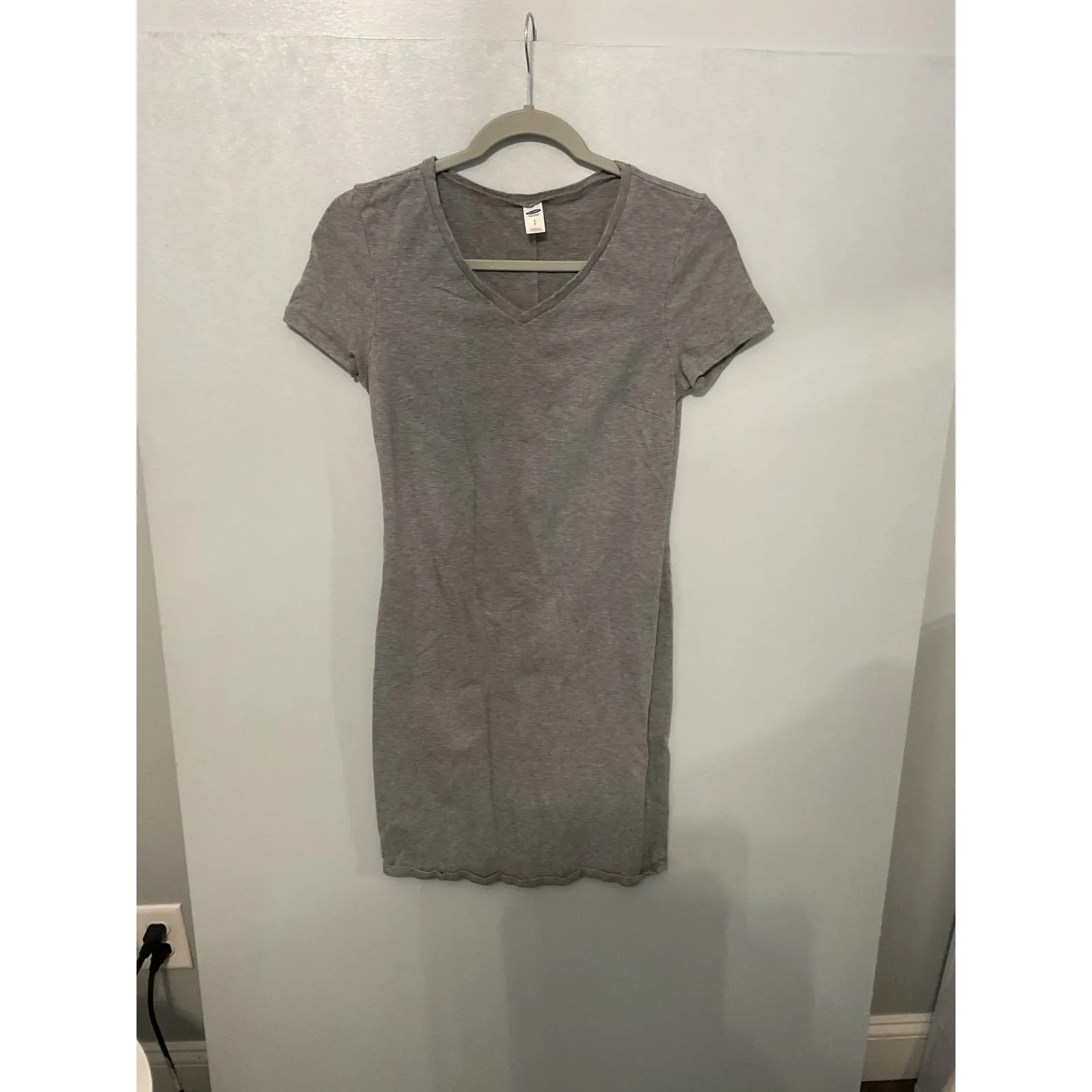 Old Navy Gray V Neck Short Sleeve T Shirt Dress Women's Size Small Casual Basic - Image 5