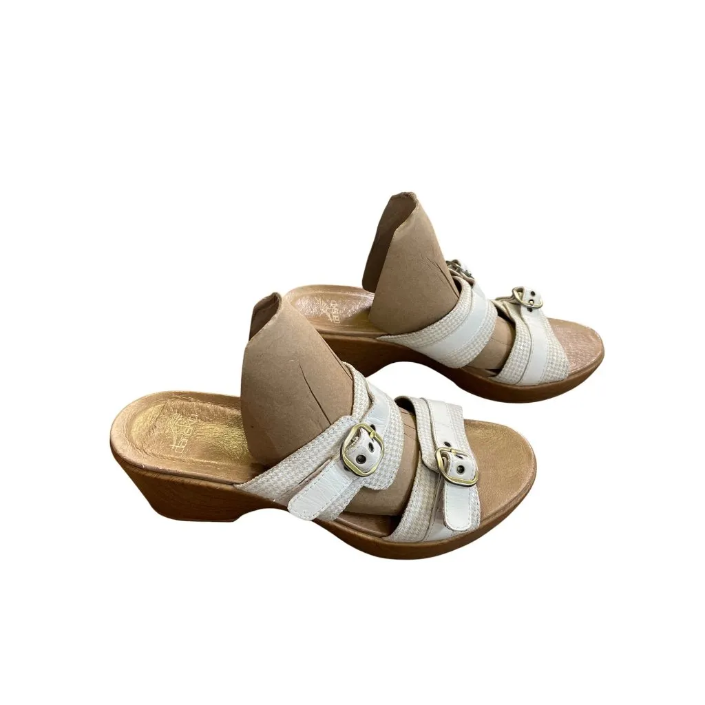 Dansko Womens White Leather Wedge Heel Sandals Size 8.5/40 SKU 8709 - Image 5