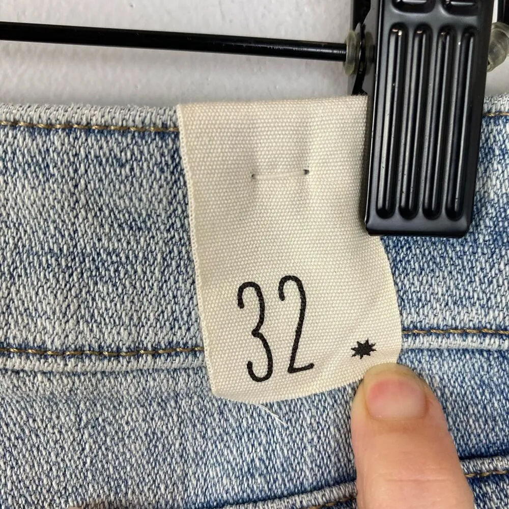 Cosmic Blue Love Light Wash Brielle Vintage High Rise Capri Jeans Size 32/14 - Image 7