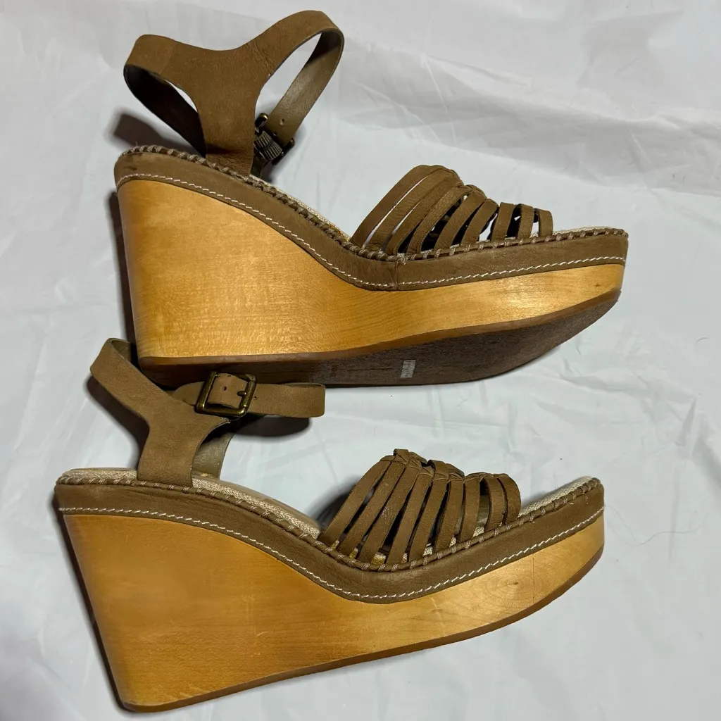 Dolce Vita Women's Ria Taupe Nubuck D'Orsay Wedge Sandals size 9.5 tan - Image 8