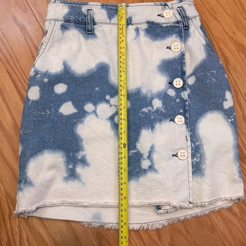 BDG Urban Outfitters POLLY Bleached Tie Dye Button Front Denim Skirt Size XS - Image 6