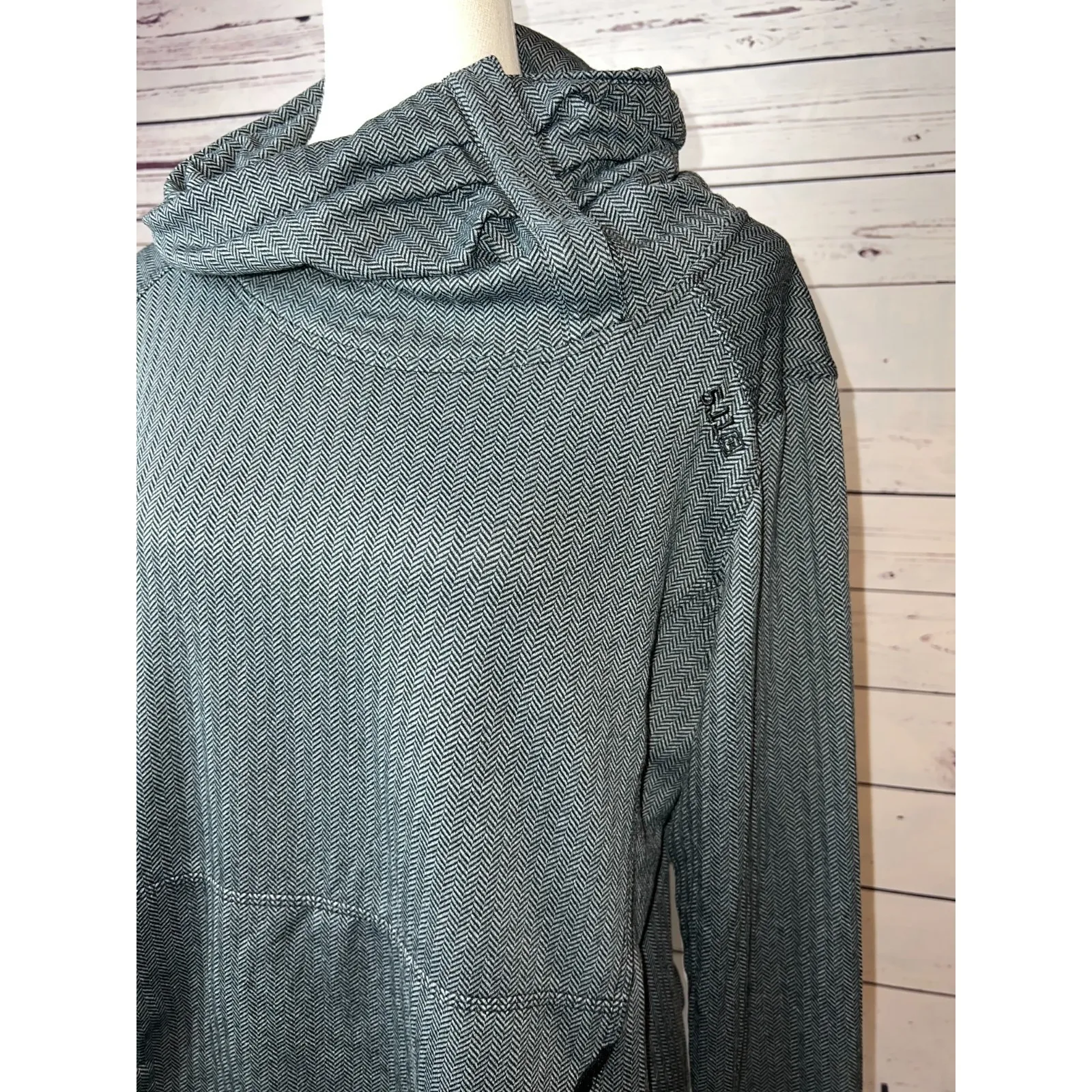 5.11 Tactical Cowl Neck Shirt Size Large Aphrodite Sweatshirt Long Sleeve Womens - Image 2