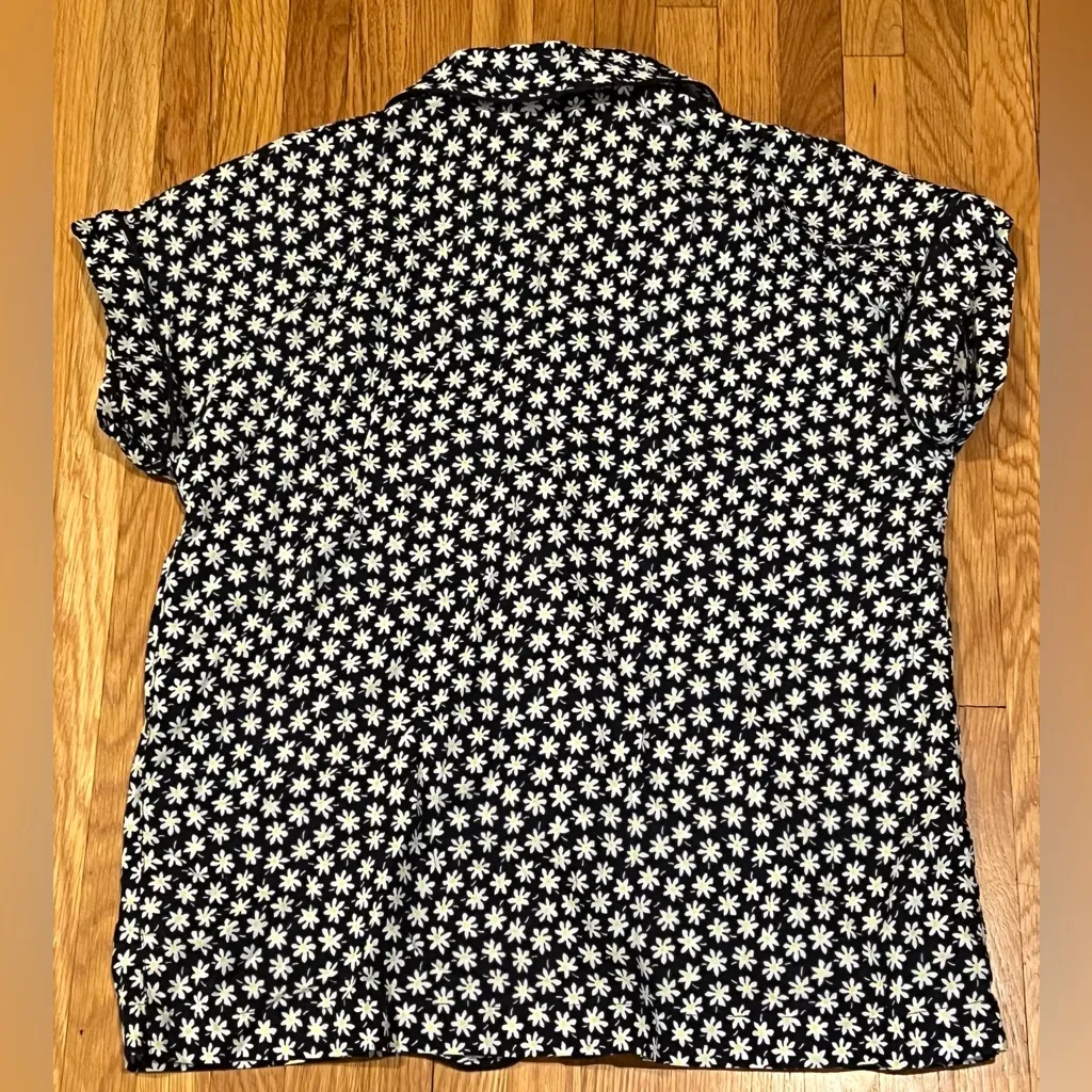 Madewell Women’s Bedtime Pajama Sleep Top‎ in Mini Daisy Navy Blue Size XXS - Image 8