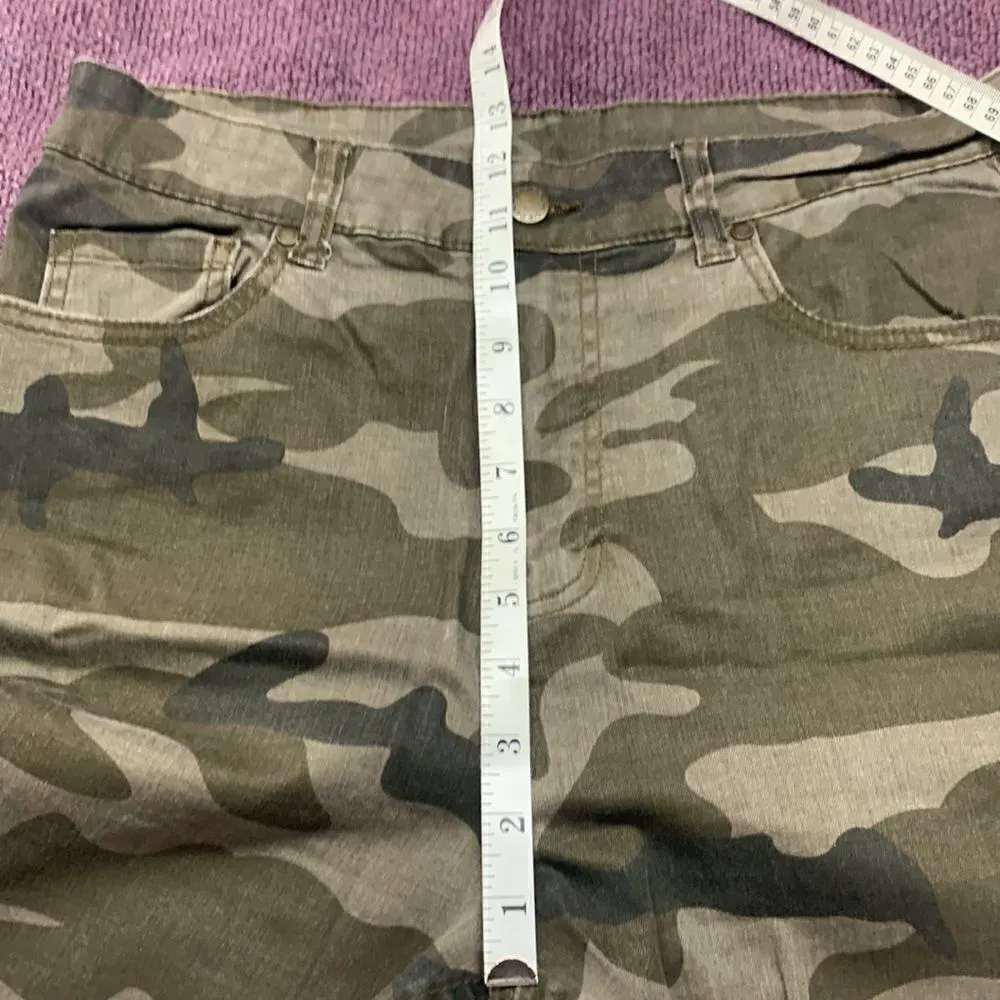 🔥5/20🔥 Dip Green Camo Pants Sz 13 Green - Image 8