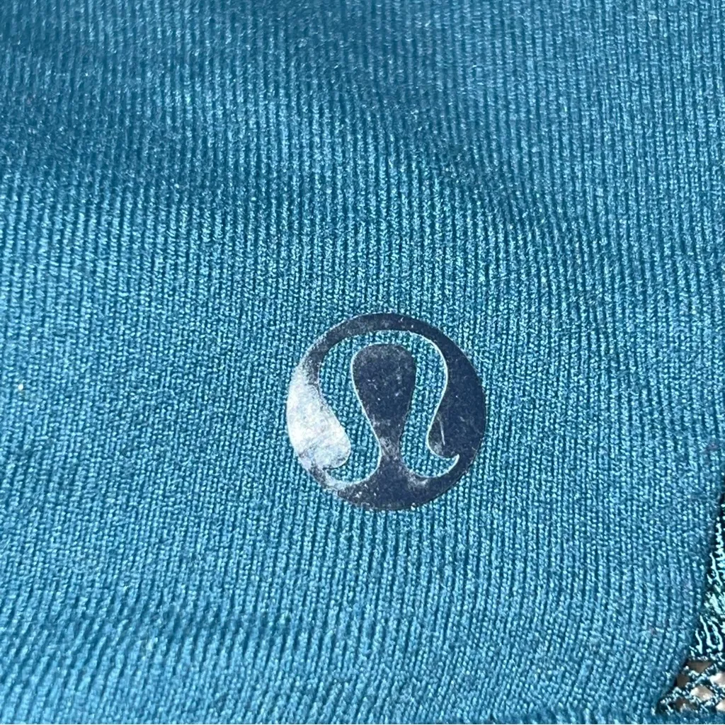 Lululemon Athletica Women’s Deep Blue Tank Top w/Teal Built in Bra-Size 8 - Image 10