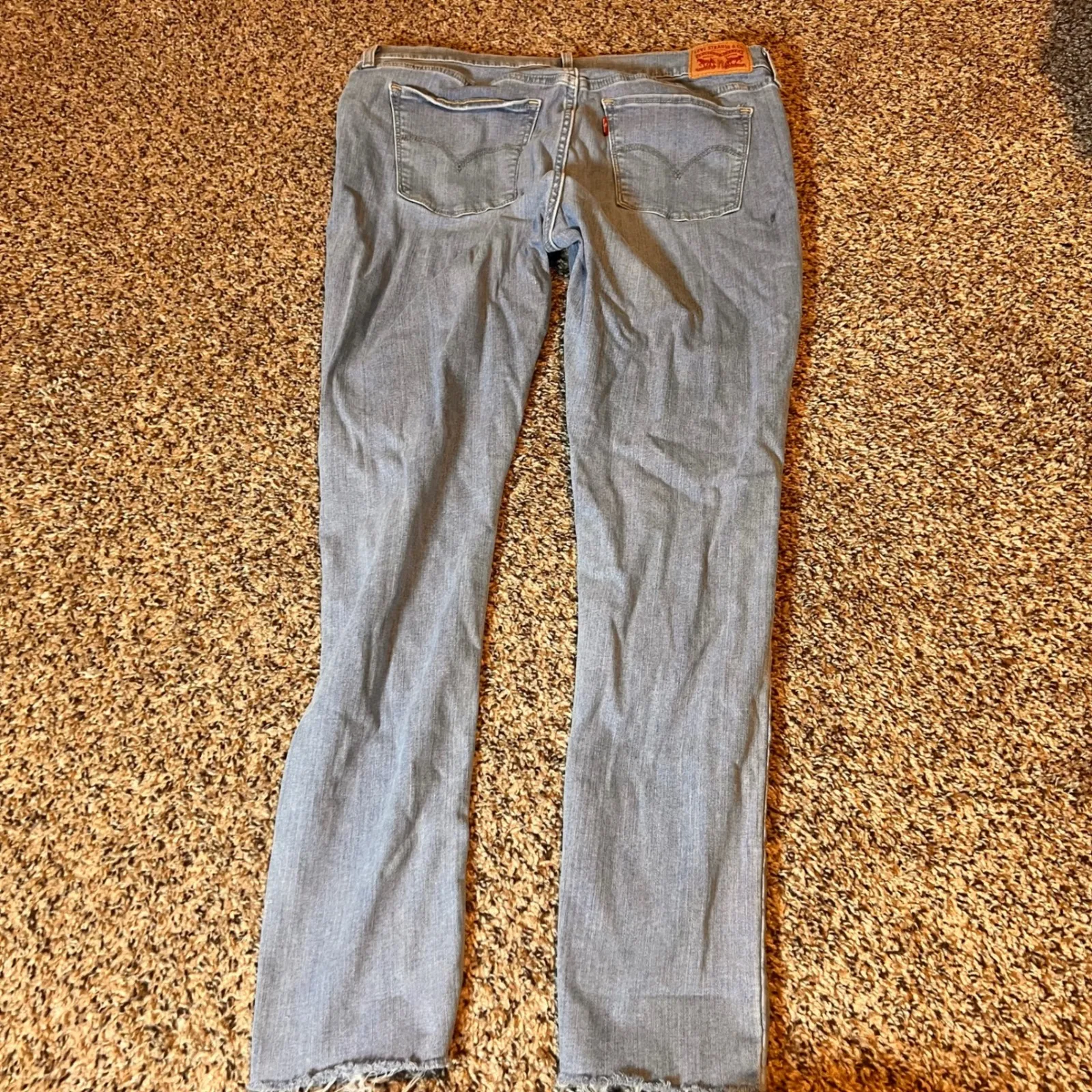 Levi's 710 Super Skinny Distressed‎ Jeans Frayed Hem Light Wash Size 33 - Image 6