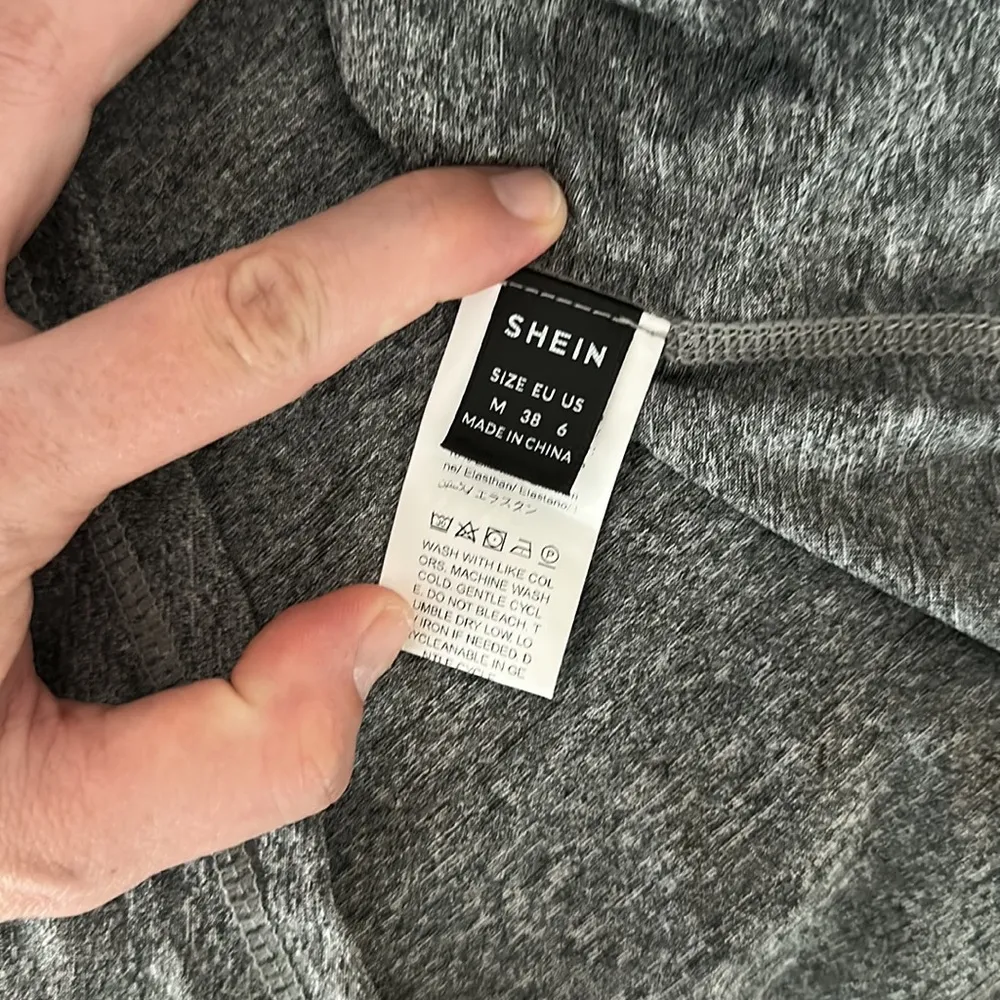 Women’s Breathable Gray Hooded Athletic Sleeveless Tank Top Mesh Medium - Image 8