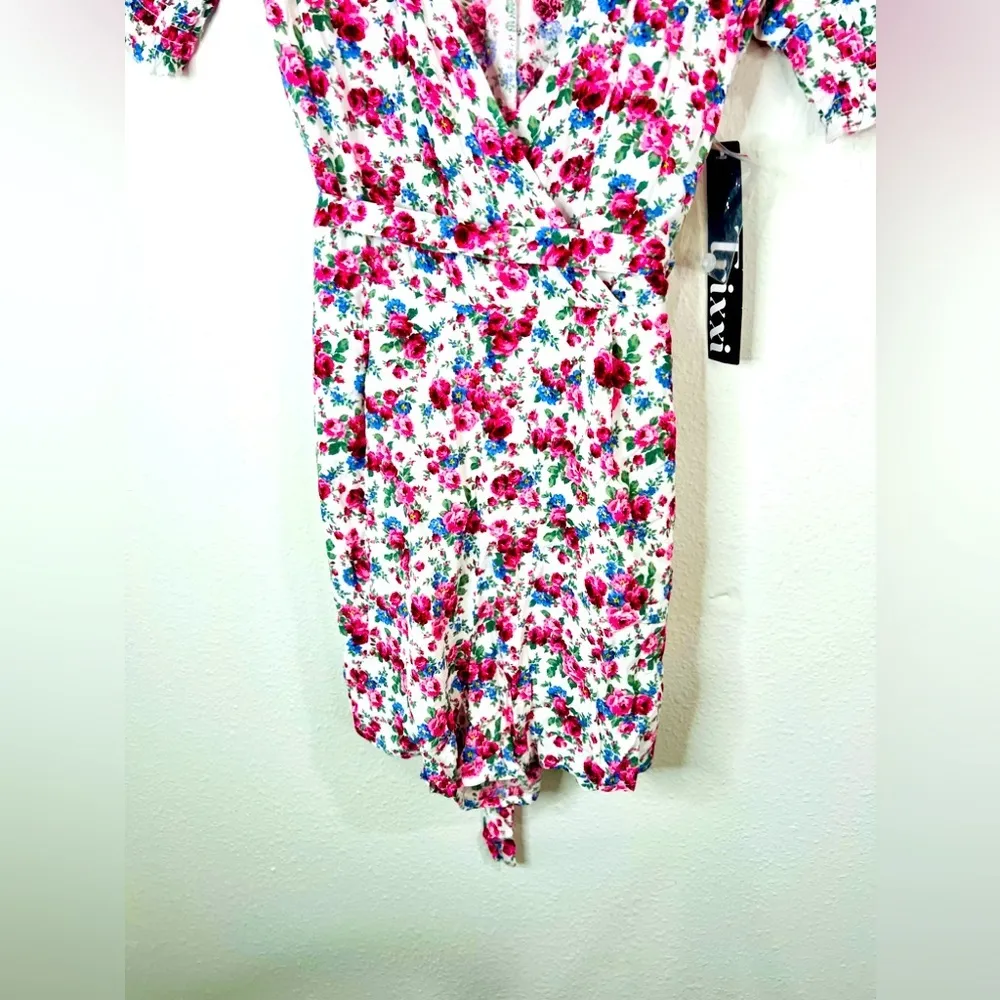 Trixxi Floral Wrap Style Romper with Puff Sleeves Size Medium 28.5” - Image 5