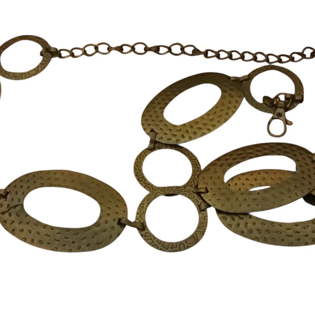 Pitted link chain belt Bronze color. Oval and circle pitted links. Gold - Image 8