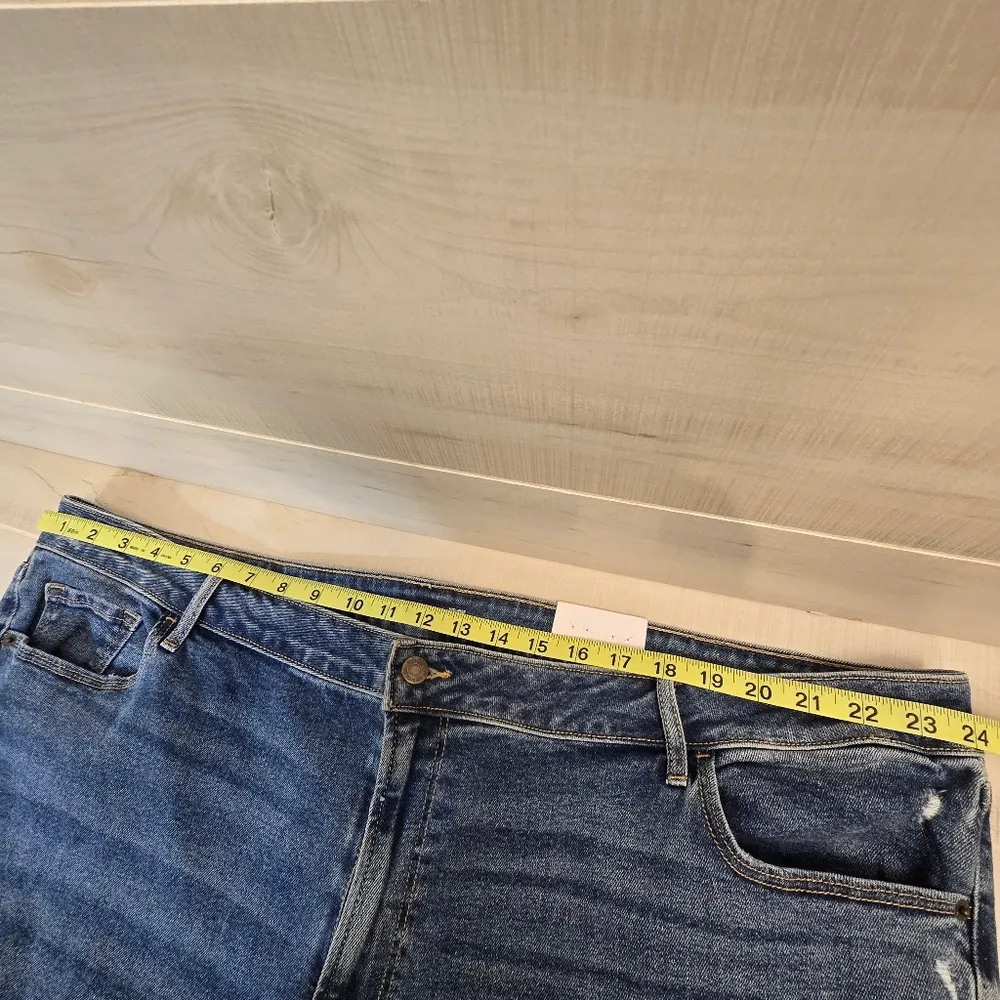 {28} NWT Old Navy Rockstar Super Skinny Mid Rise Jeans Plus Size - Image 12