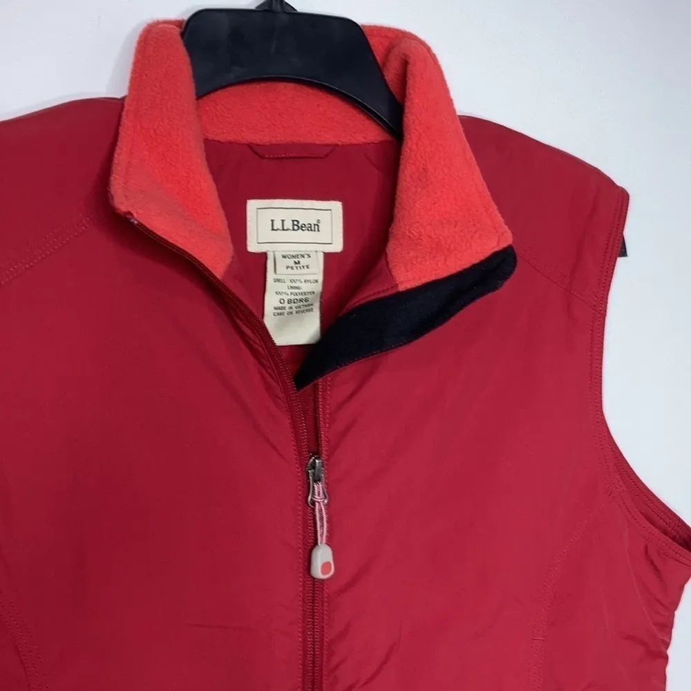L.L. Bean fleece‎ lined vest size medium petite Red - Image 2