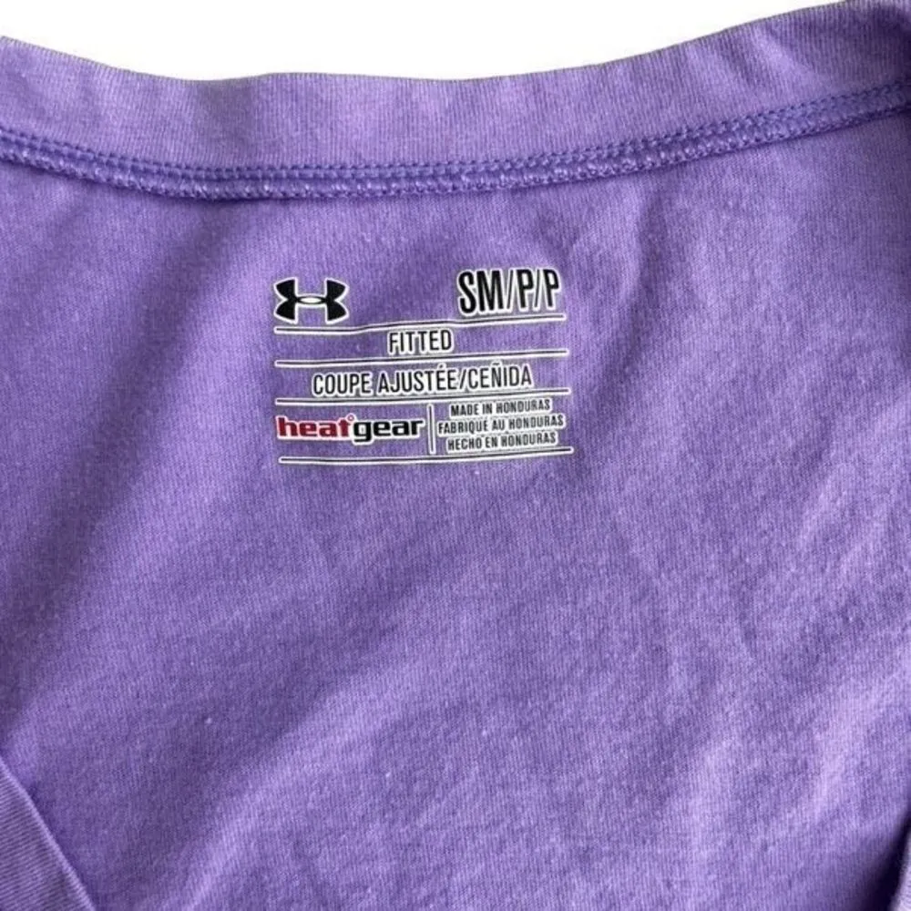 Under Armour Fitted Heat Gear Tee Small - Image 4