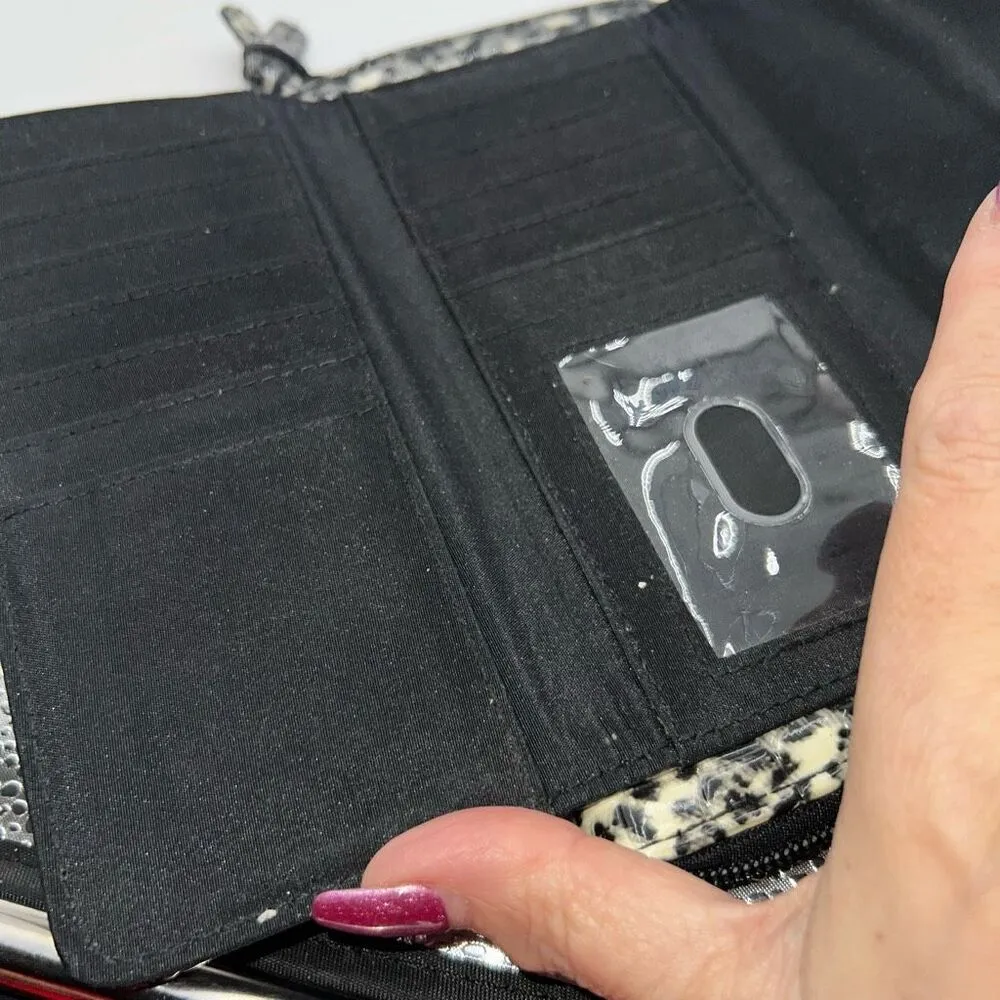 Kenneth Cole Reaction Snow Leopard Zip Around Wallet Black - Image 3