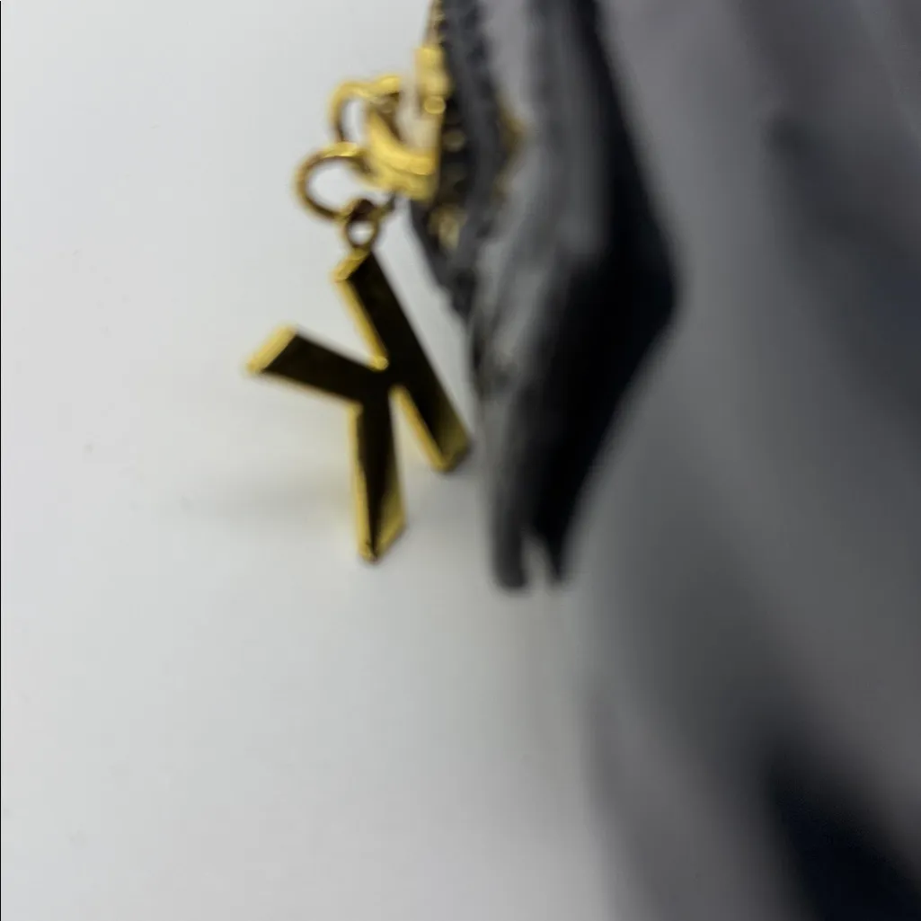 KENDRA’S Boutique COSMETIC Bag. Black - Image 9