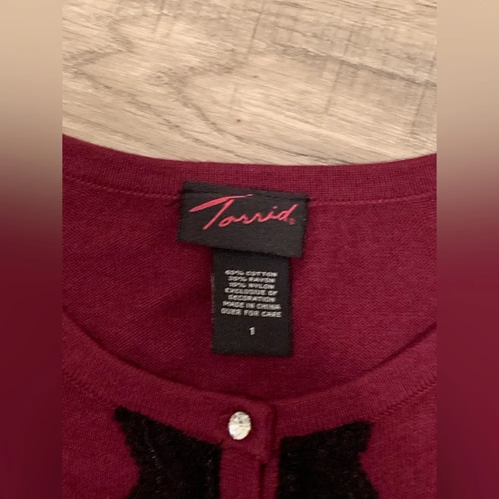 Torrid Maroon Cardigan Sweater Button Down Diamond cut buttons w/black lace - Image 3