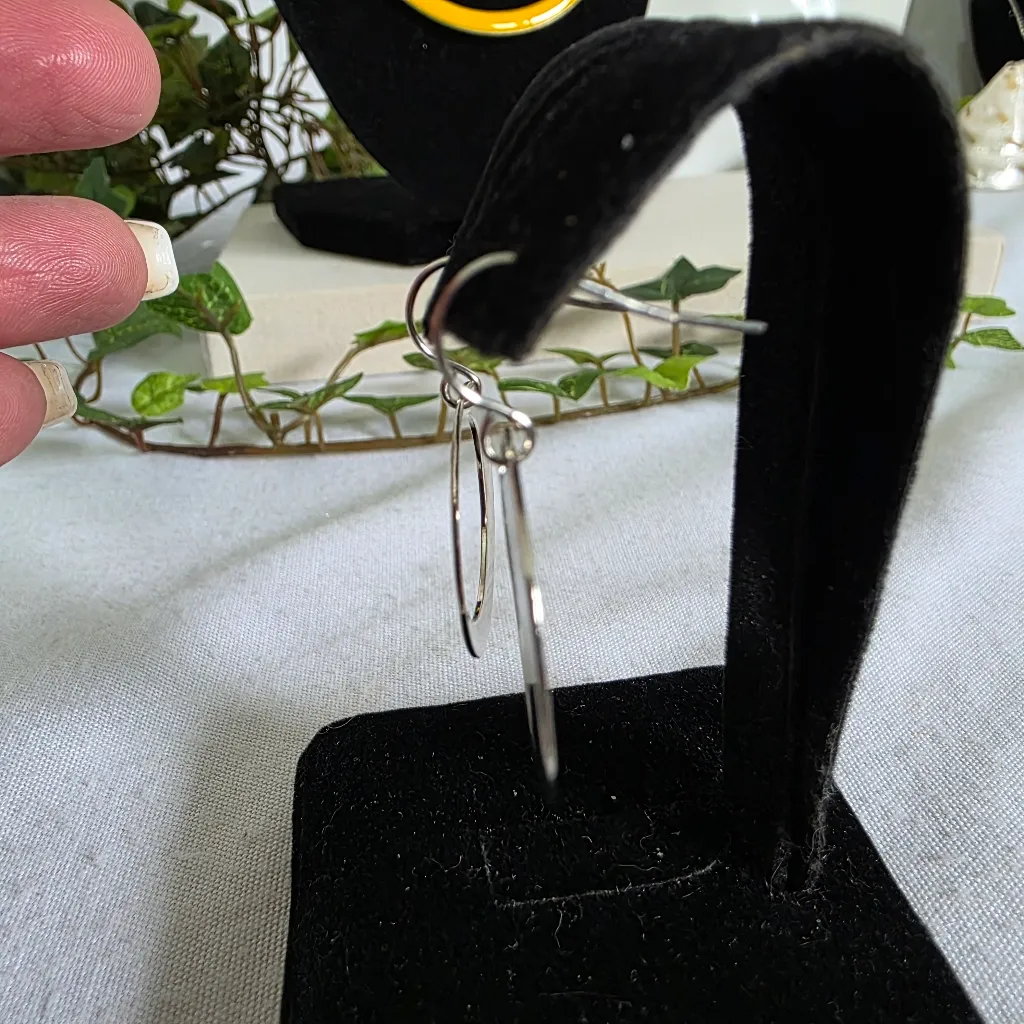 Silver Choker Necklace with  Yellow Enamel Circle Pendant and Earrings Set - Image 7