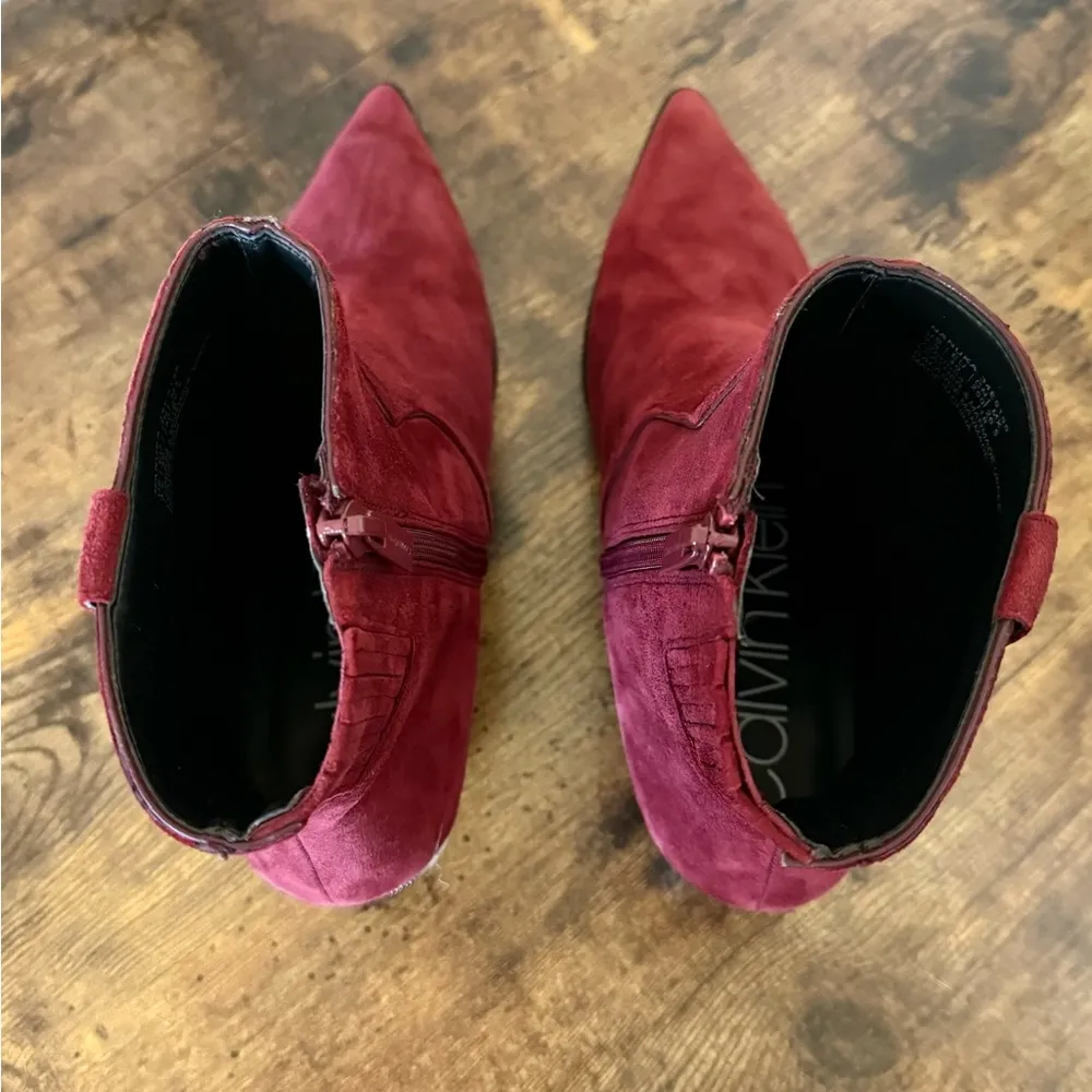 Calvin Klein Nanuka Bordeaux Suede Ankle Boots - Size 9.5 - Image 5