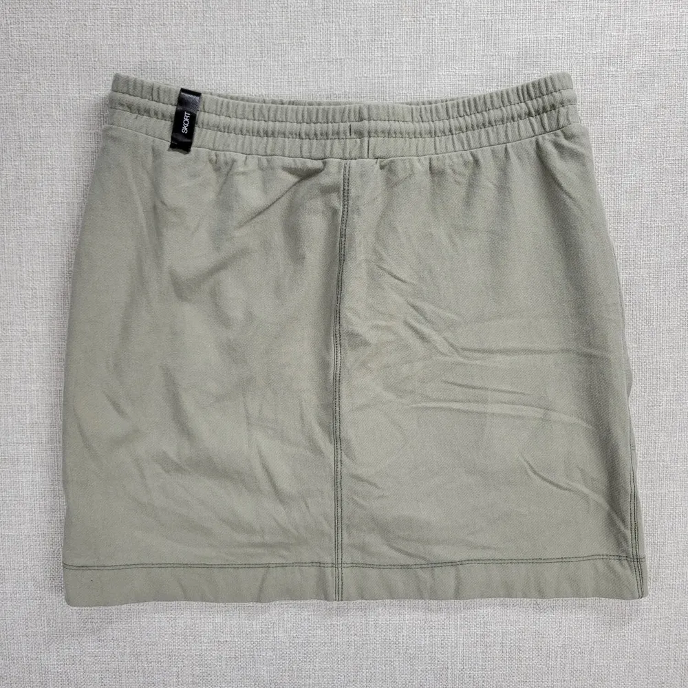 C&C California Womens Skort Sz S Sage Green Drawstring Zip Pockets Elastic Waist - Image 4