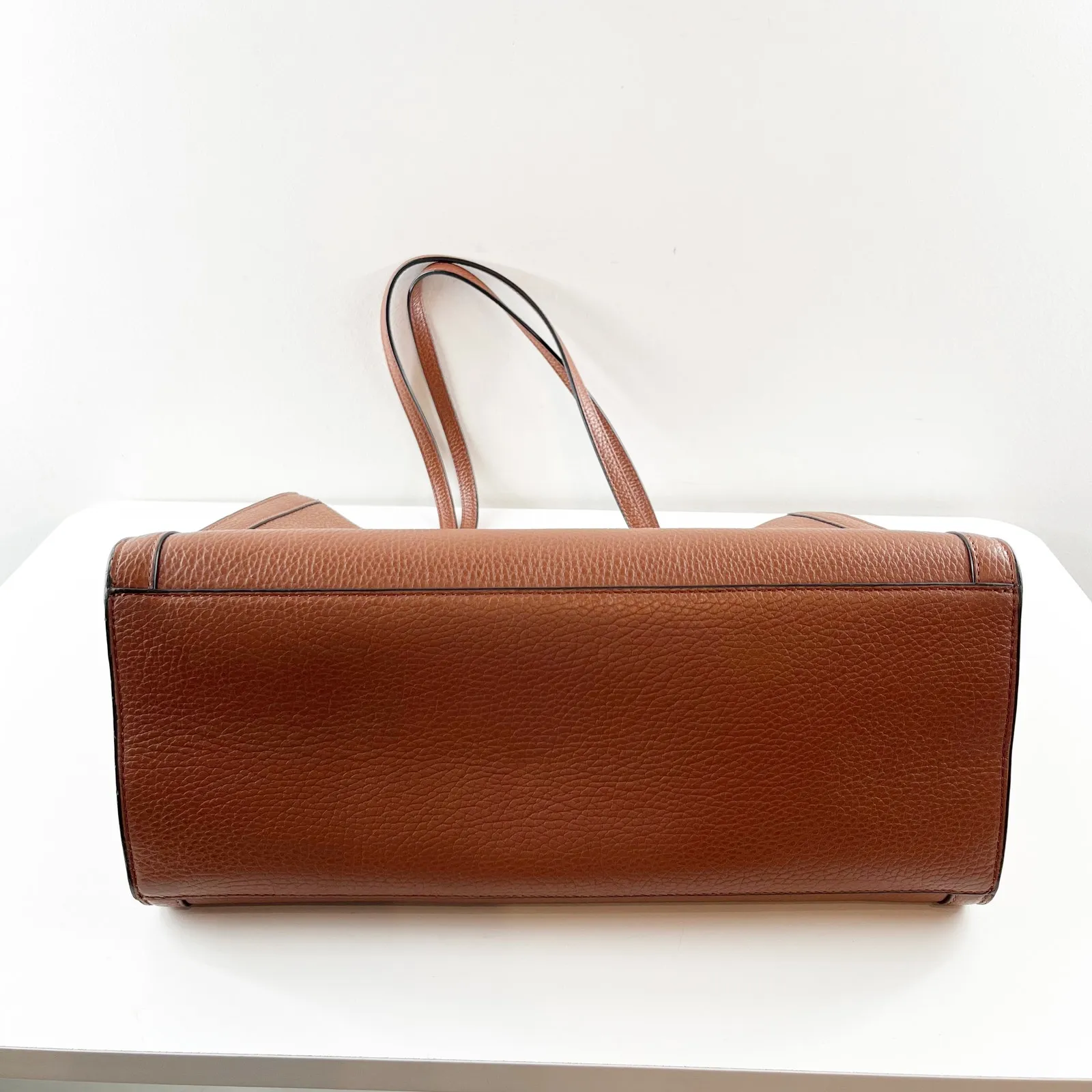 Banana Republic Large Leather Rectangle Structured Tote Bag Brown - Image 7