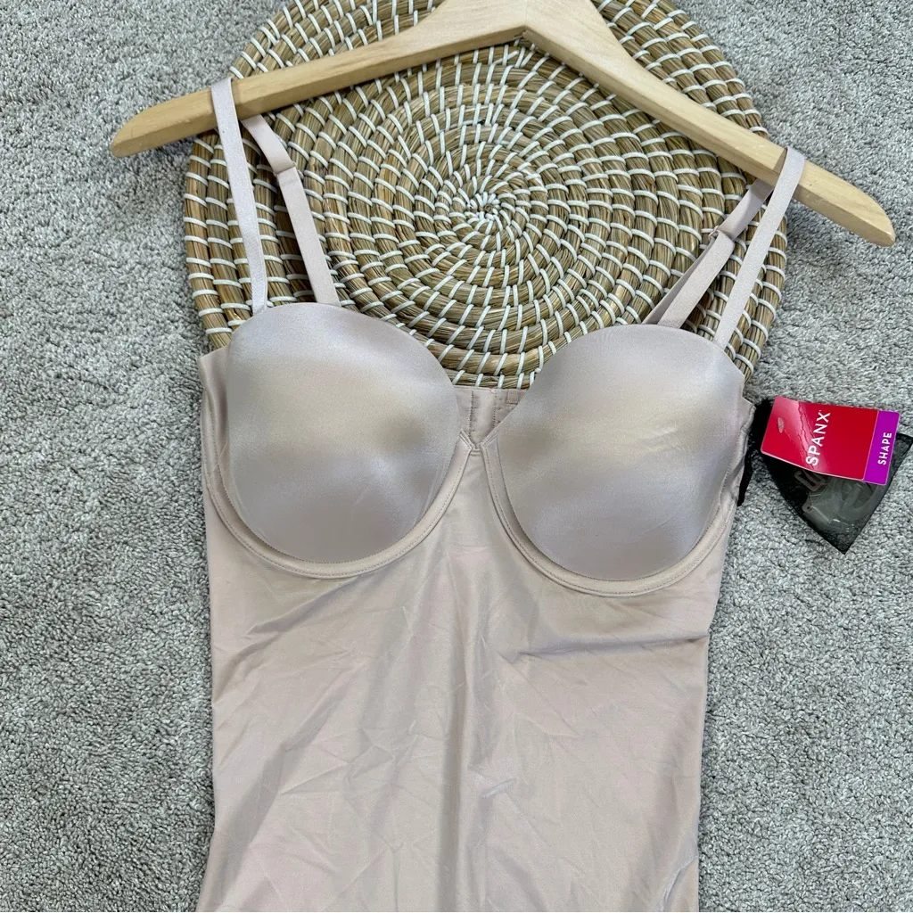 NWT Spanx Women’s Strapless Cupped Mid-Thigh Bodysuit in Champagne Beige L - Image 5