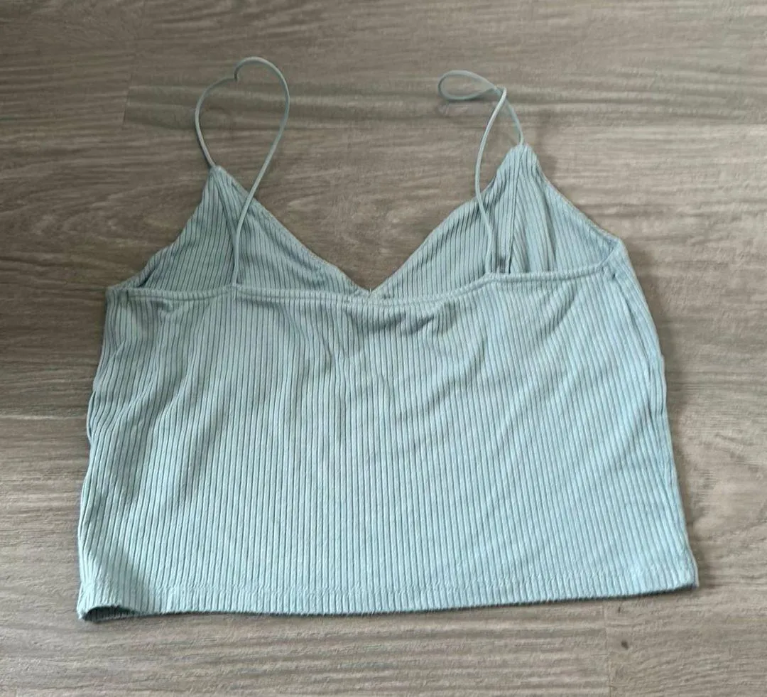 Cropped Tank Top - Image 2