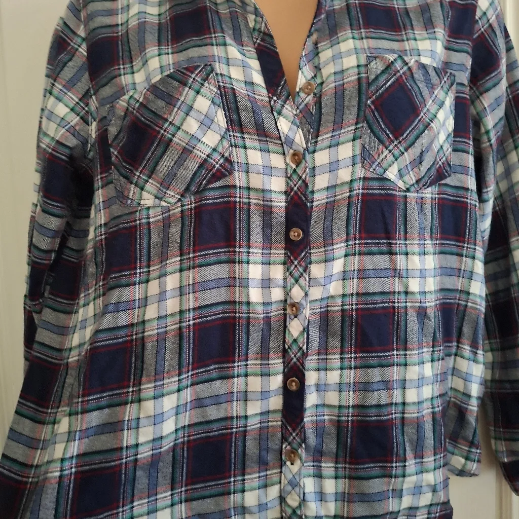 Maurices XL Plaid Button-Up Shirt - Image 5