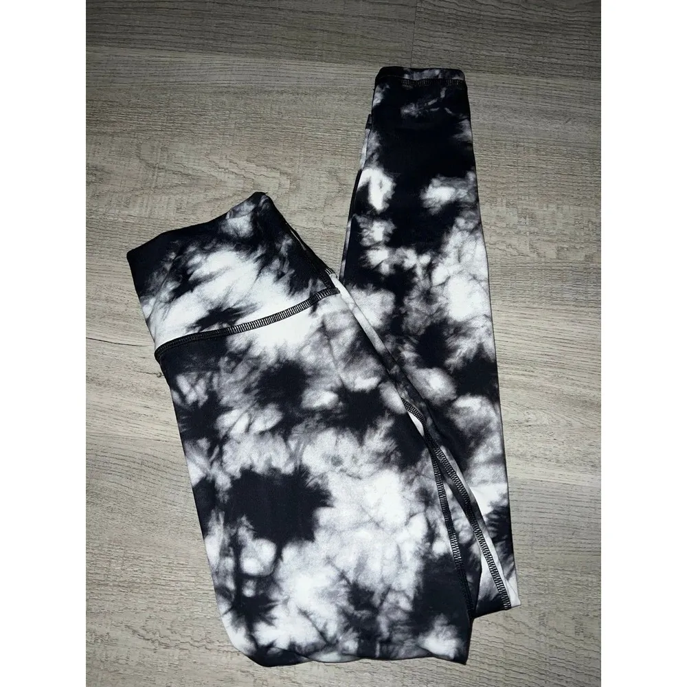 Define PowerHold® High-Waisted Leggings fabletics - Image 6