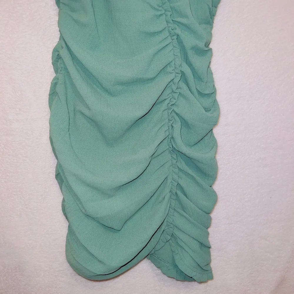 Blush Boutique Green Tie Shoulder Sleeves Ruched Bodycon Mini Dress size large - Image 3