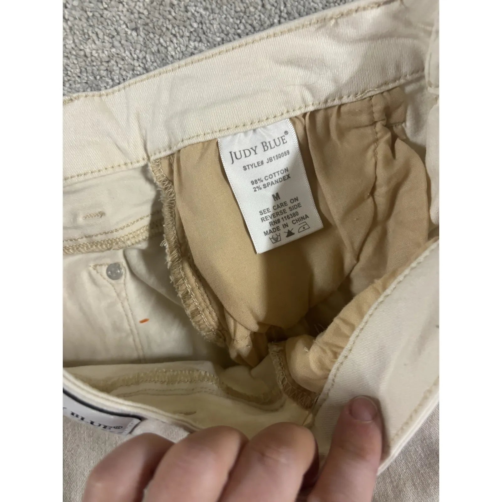 judy‎ blue beige off white shorts medium fray hem - Image 5