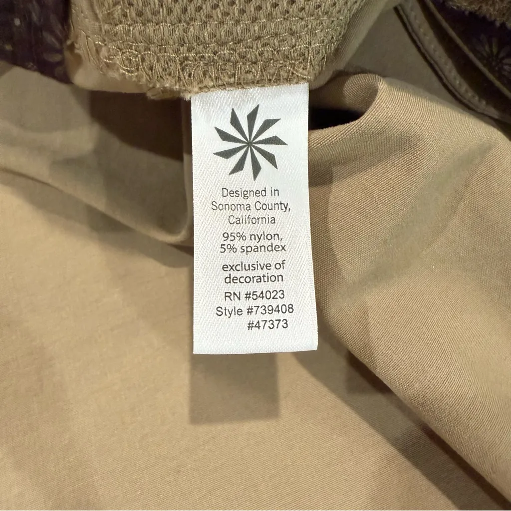 Athleta Dipper Hiking Shorts Women’s 10 Khaki/Tan Mid Rise Outdoors Athleisure - Image 7