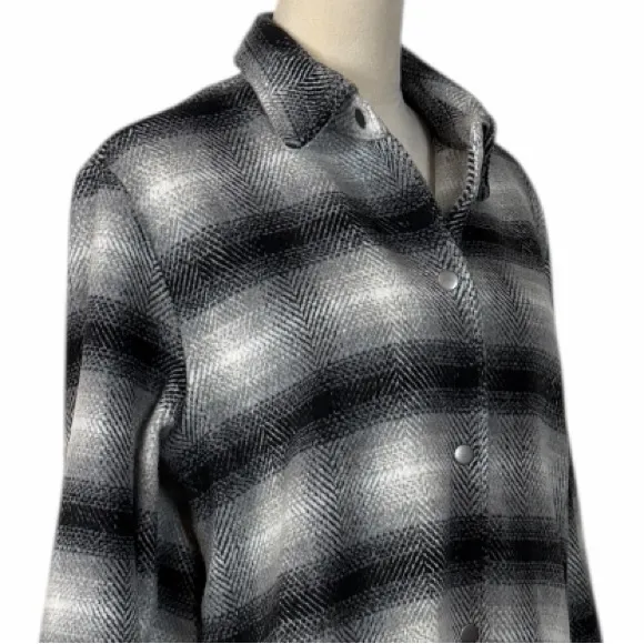 BB Dakota Steve Madden Women’s Size Medium Plaid Flannel Longline Shacket Coat Black - Image 6