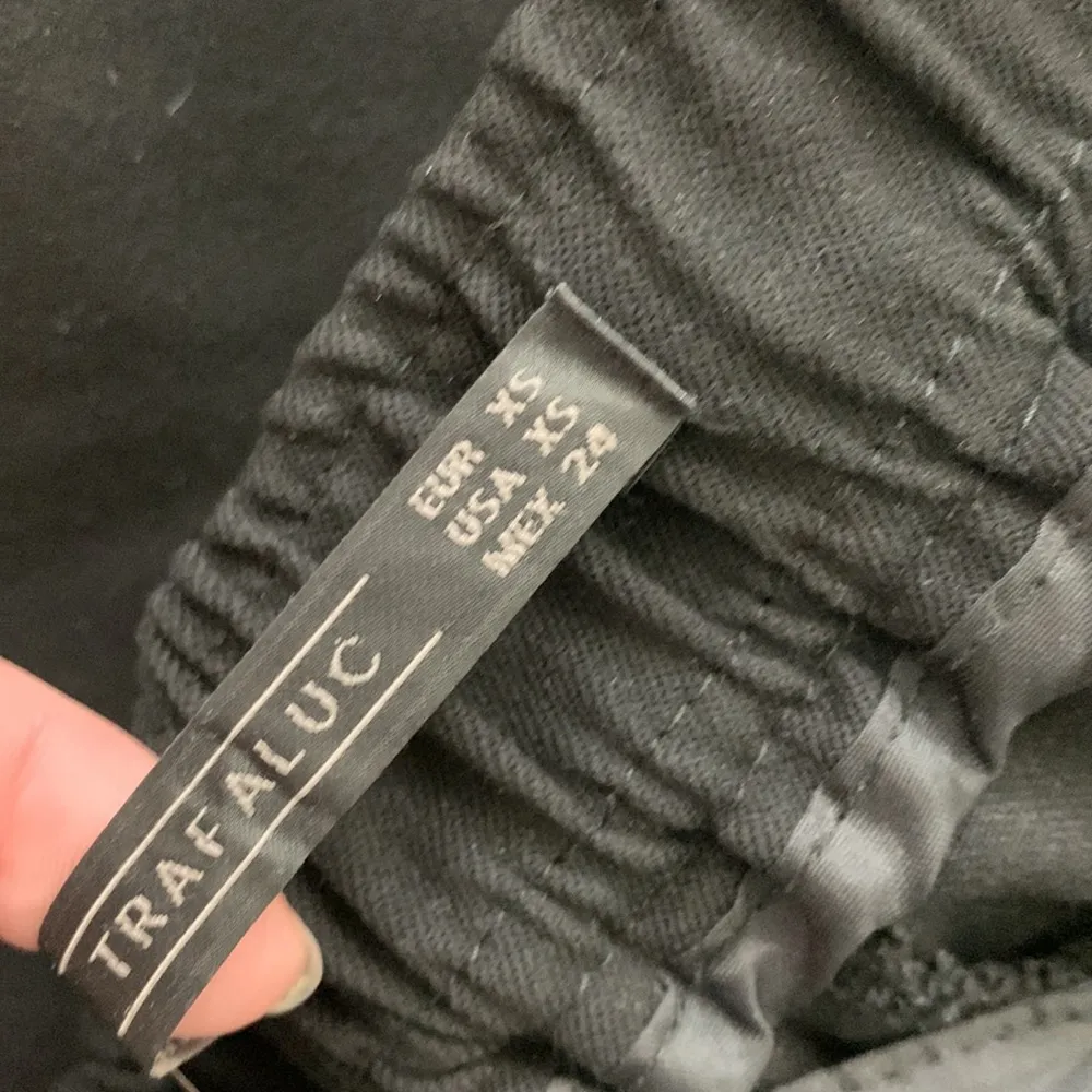 Zara trafaluc black pants - Image 6